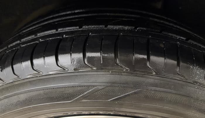 2019 Honda Civic 1.8L I-VTEC VX CVT, Petrol, Automatic, 72,924 km, Left Rear Tyre Tread
