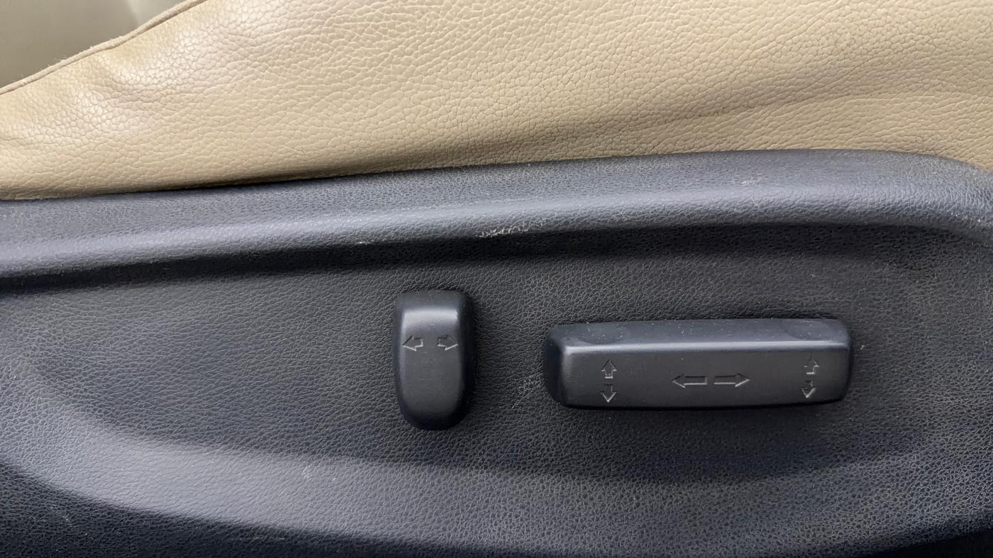 2019 Honda Civic 1.8L I-VTEC VX CVT, Petrol, Automatic, 72,924 km, Driver Side Adjustment Panel