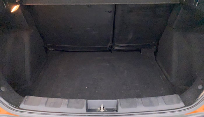2018 Tata NEXON XZA PLUS PETROL DUAL TONE, Petrol, Automatic, 66,115 km, Boot Inside
