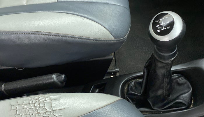 2013 Maruti Wagon R 1.0 LXI CNG, CNG, Manual, 86,697 km, Gear Lever