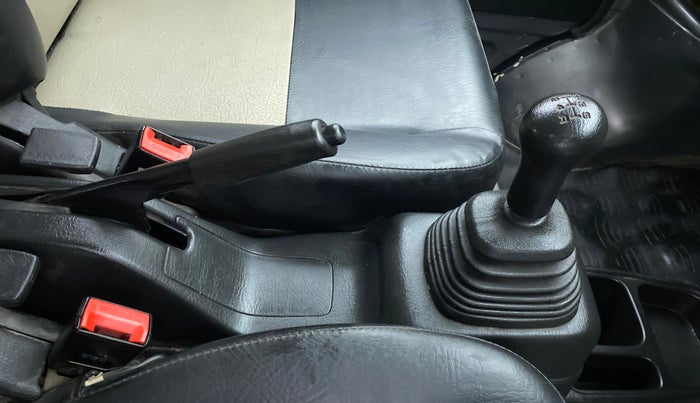 2019 Maruti Eeco 5 STR WITH AC PLUSHTR, Petrol, Manual, 38,372 km, Gear Lever