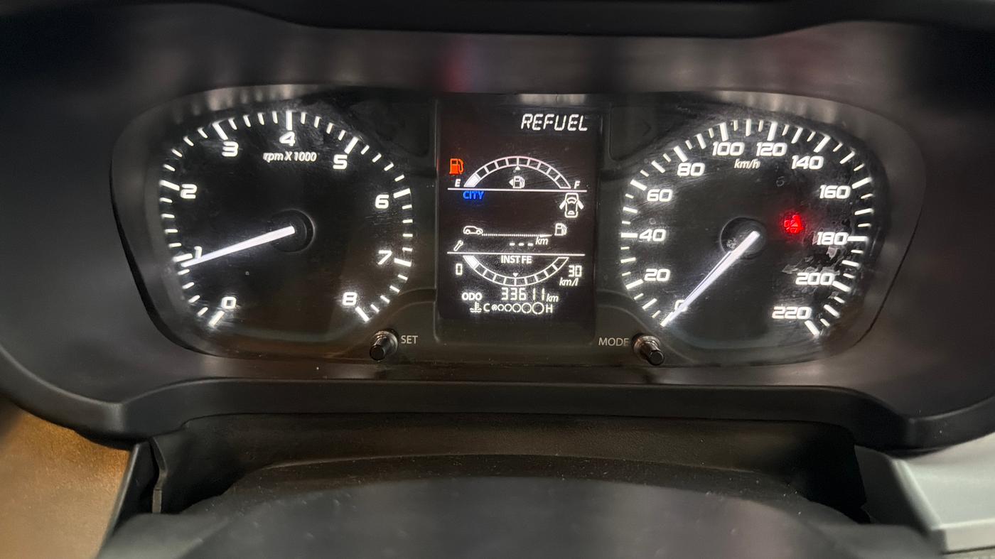 2020 Tata ALTROZ XE PETROL, Petrol, Manual, 33,599 km, Odometer Image