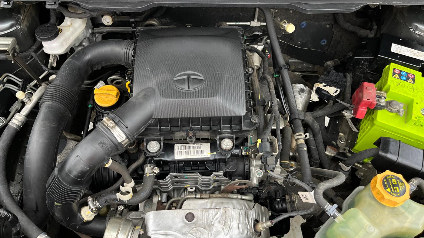 2021 Tata NEXON XZ PETROL, Petrol, Manual, 23,981 km, Engine View