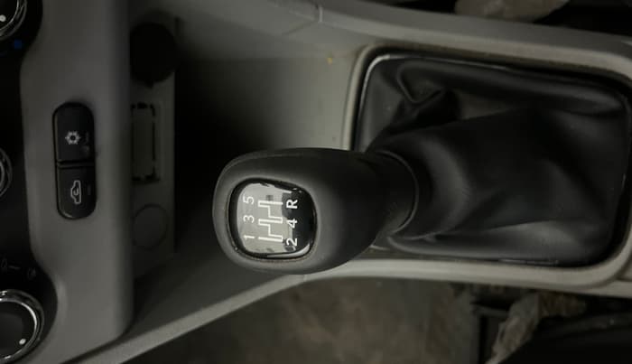 2020 Tata Tiago XE PETROL, Petrol, Manual, 31,395 km, Gear Lever