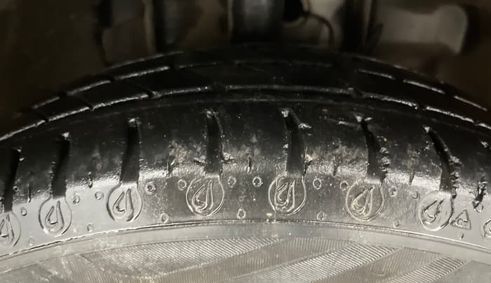 2020 Tata Tiago XE PETROL, Petrol, Manual, 31,395 km, Right Front Tyre Tread