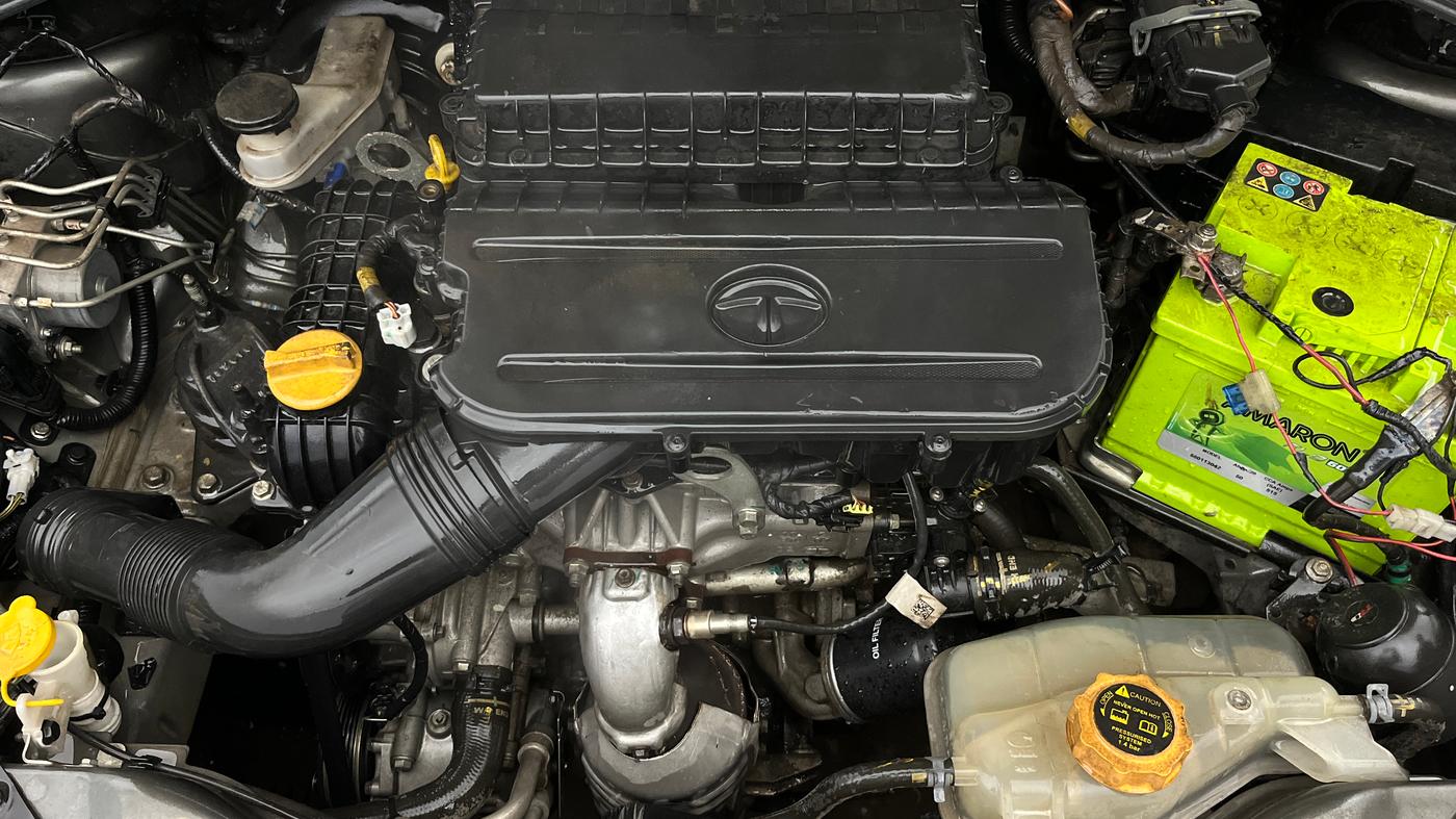 2020 Tata Tiago XE PETROL, Petrol, Manual, 31,395 km, Engine View
