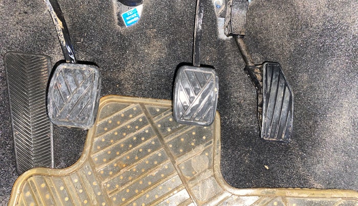 2018 Maruti Baleno ALPHA PETROL 1.2, Petrol, Manual, 86,904 km, Pedals