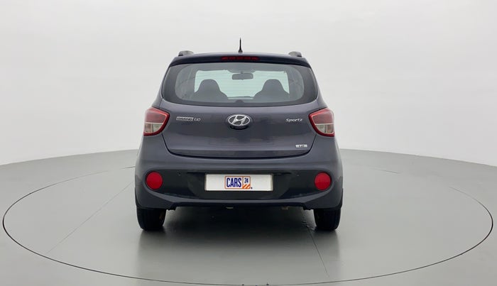 2017 Hyundai Grand i10 Sportz(O) 1.2 MT, Petrol, Manual, 63,901 km, Back/Rear