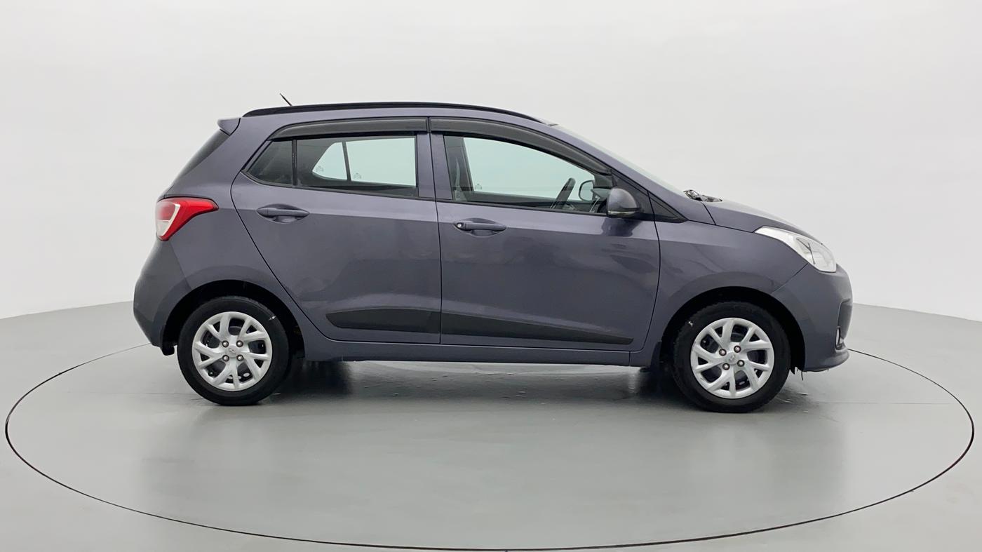2017 Hyundai Grand i10 Sportz(O) 1.2 MT, Petrol, Manual, 63,901 km, Right Side View