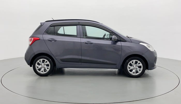 2017 Hyundai Grand i10 Sportz(O) 1.2 MT, Petrol, Manual, 63,901 km, Right Side View