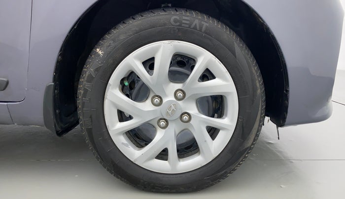 2017 Hyundai Grand i10 Sportz(O) 1.2 MT, Petrol, Manual, 63,901 km, Right Front Wheel