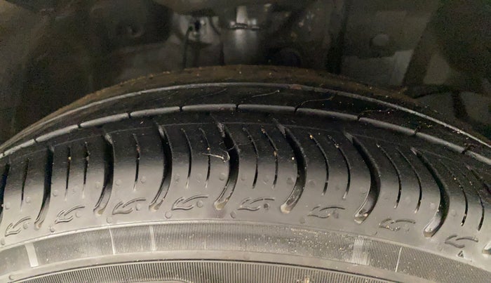 2023 Honda Amaze 1.2L I-VTEC VX CVT, Petrol, Automatic, 16,141 km, Right Front Tyre Tread