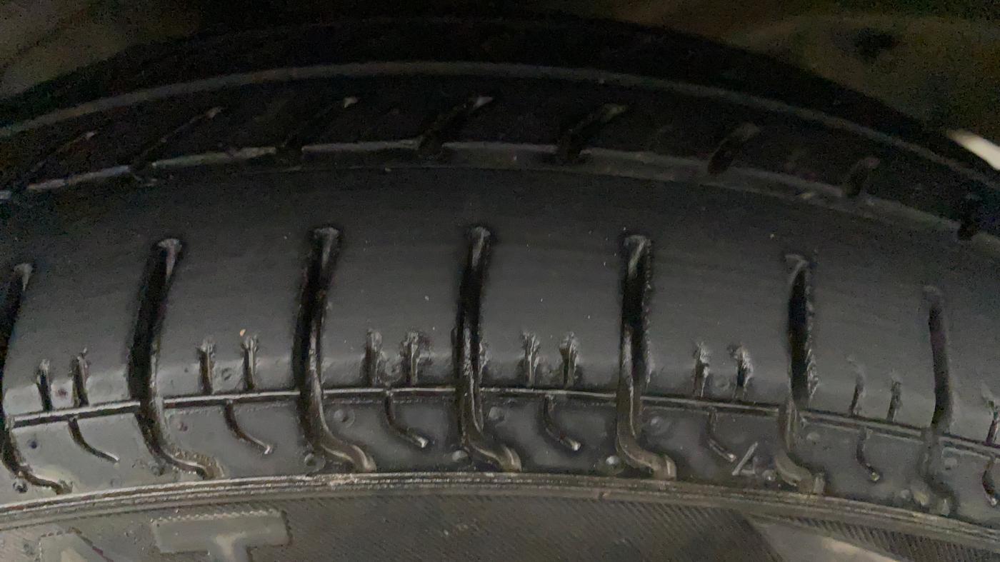 2012 Maruti Alto 800 LXI, Petrol, Manual, 21,677 km, Left Front Tyre Tread
