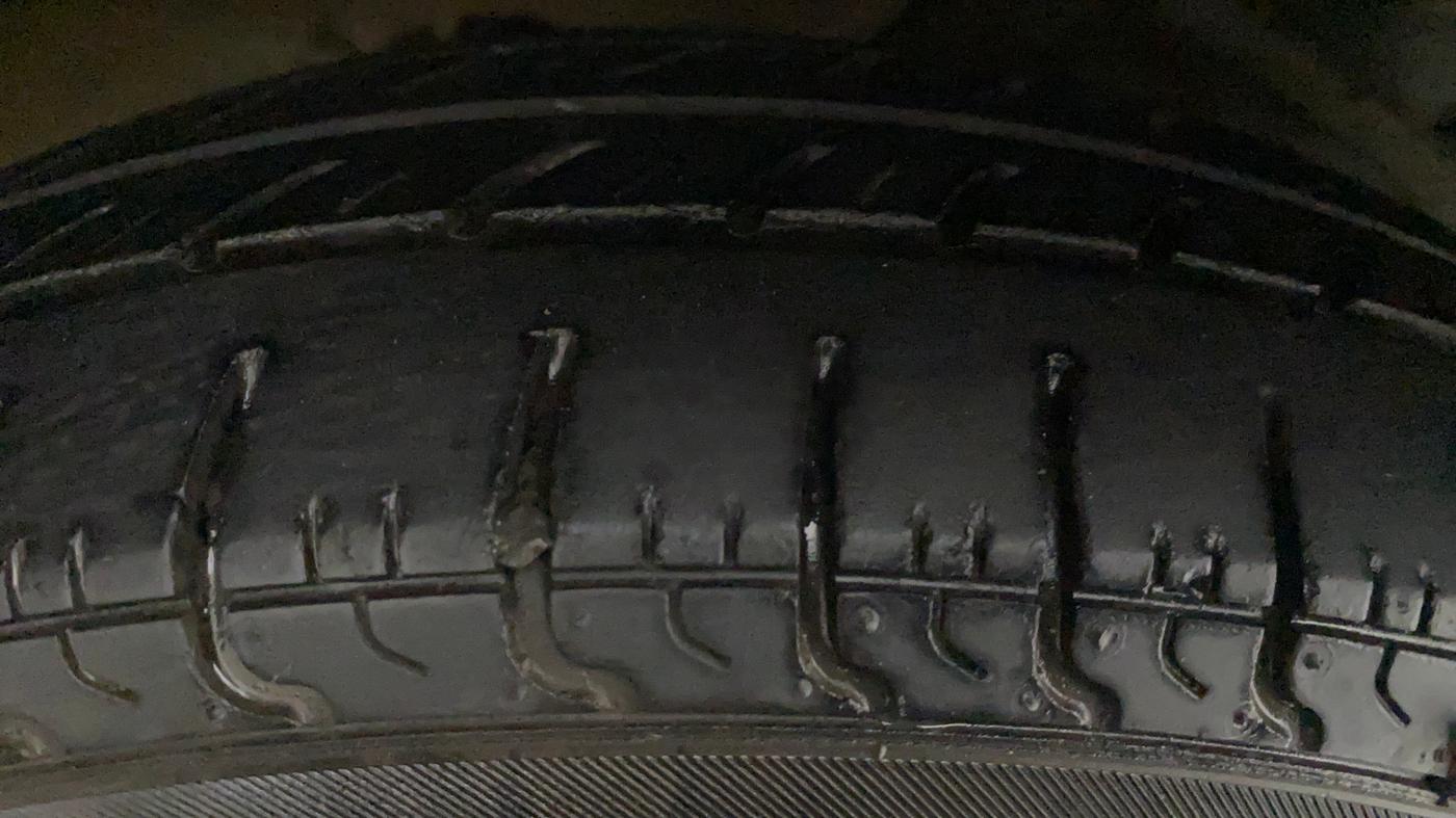 2012 Maruti Alto 800 LXI, Petrol, Manual, 21,677 km, Right Rear Tyre Tread