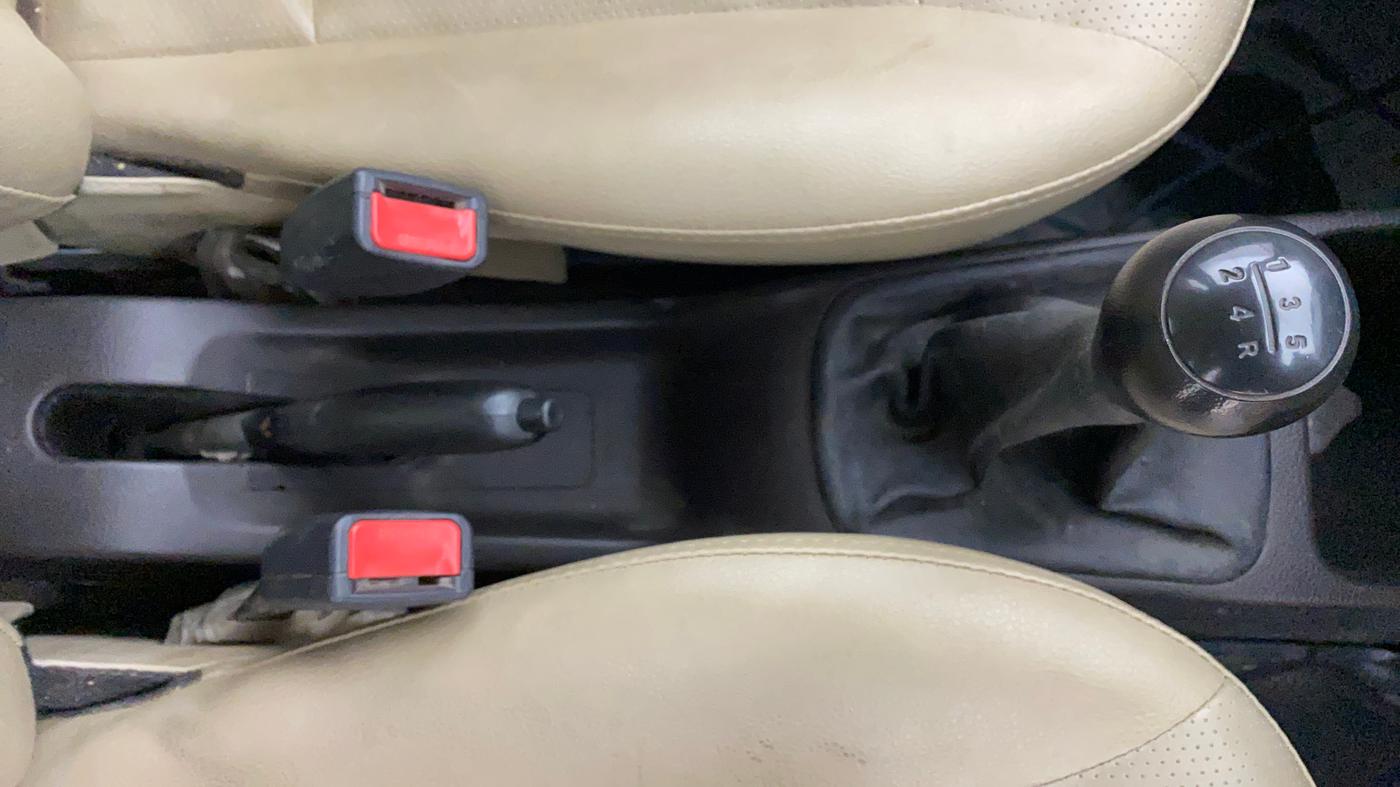 2018 Hyundai Eon ERA +, Petrol, Manual, 49,890 km, Gear Lever