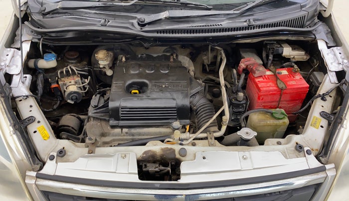 2017 Maruti Wagon R 1.0 VXI (O) AMT, Petrol, Automatic, 21,258 km, Engine View