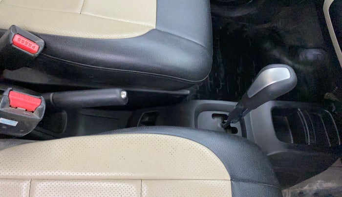 2017 Maruti Wagon R 1.0 VXI (O) AMT, Petrol, Automatic, 21,258 km, Gear Lever
