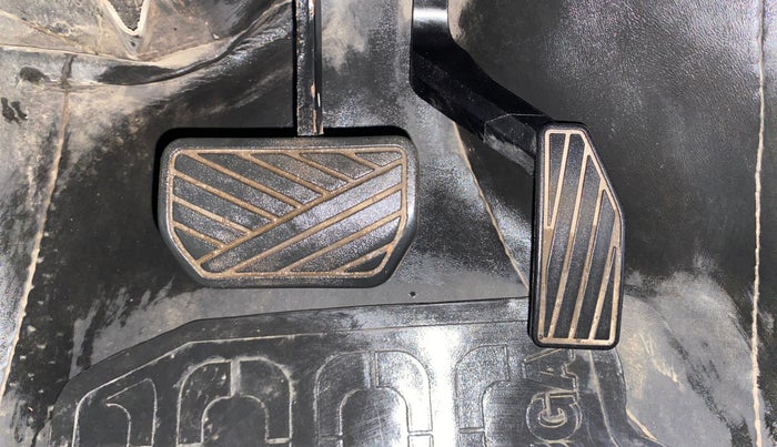 2017 Maruti Wagon R 1.0 VXI (O) AMT, Petrol, Automatic, 21,258 km, Pedals