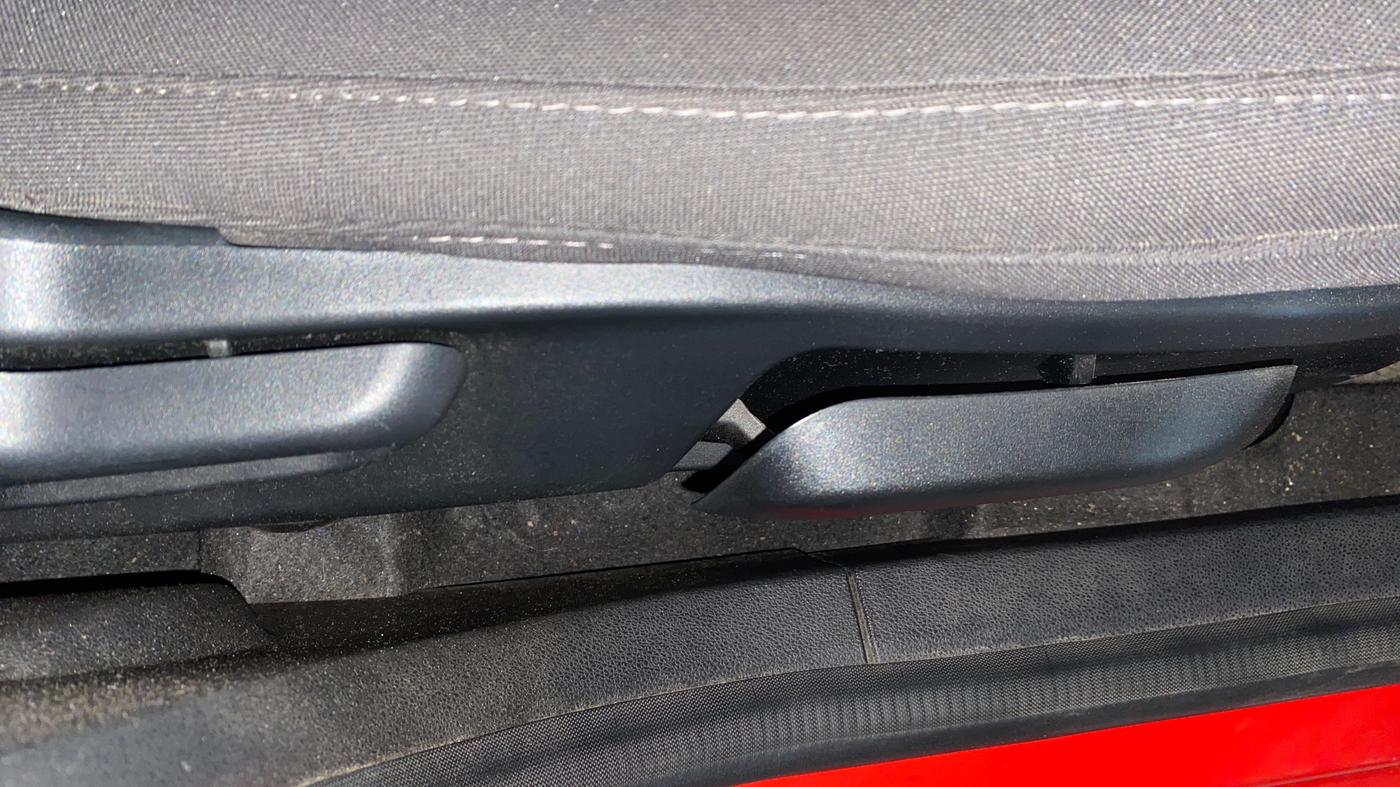 2024 Tata Tiago XZ PLUS PETROL, Petrol, Manual, 8,146 km, Driver Side Adjustment Panel