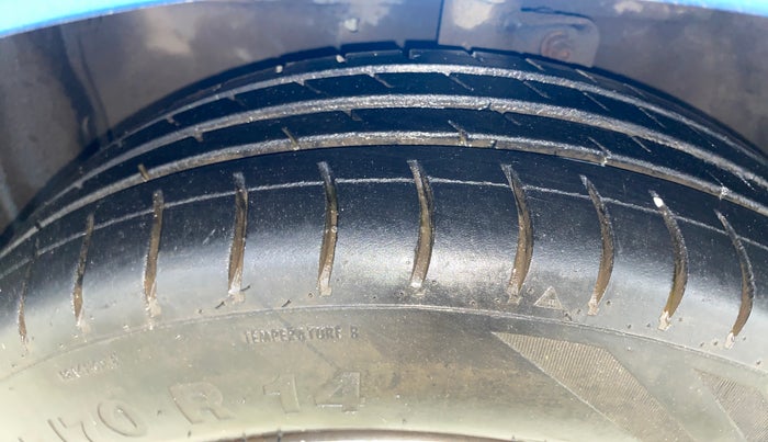 2017 Maruti Celerio VXI AMT, Petrol, Automatic, 59,268 km, Left Front Tyre Tread