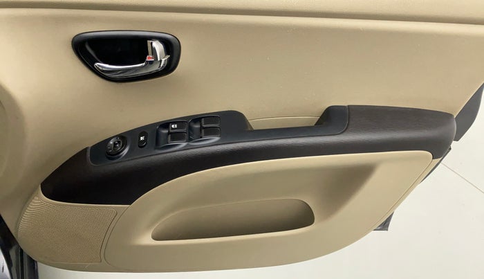 2011 Hyundai i10 MAGNA 1.2 KAPPA2, Petrol, Manual, 15,493 km, Driver Side Door Panels Control