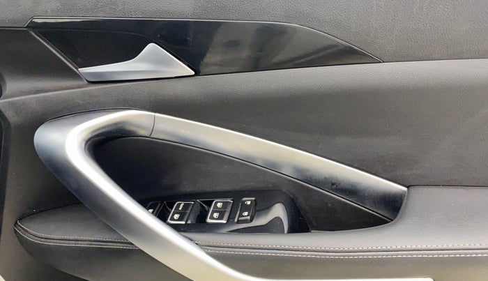 2019 MG HECTOR SMART 2.0 DIESEL, Diesel, Manual, 76,220 km, Driver Side Door Panels Control