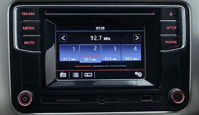 2016 Volkswagen Ameo HIGHLINE 1.2, Petrol, Manual, 84,852 km, Infotainment System