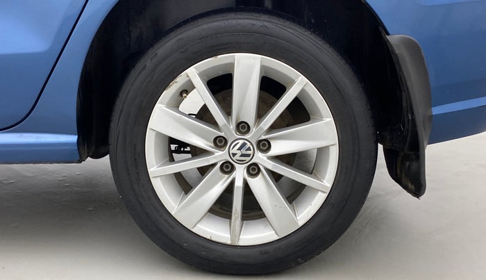 2016 Volkswagen Ameo HIGHLINE 1.2, Petrol, Manual, 84,852 km, Left Rear Wheel