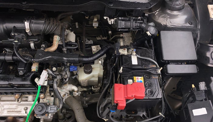 2022 Maruti Dzire VXI AMT, Petrol, Automatic, 22,504 km, Engine View - Left