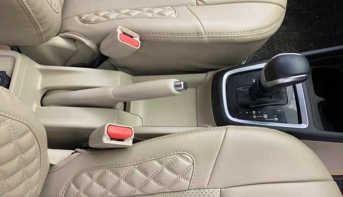 2022 Maruti Dzire VXI AMT, Petrol, Automatic, 22,504 km, Gear Lever