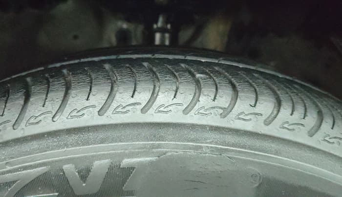 2018 Honda Amaze 1.2L I-VTEC V CVT, Petrol, Automatic, 67,467 km, Right Front Tyre Tread