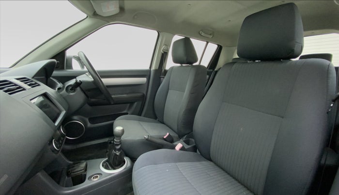 2010 Maruti Swift ZXI D, Petrol, Manual, 39,774 km, Right Side Front Door Cabin