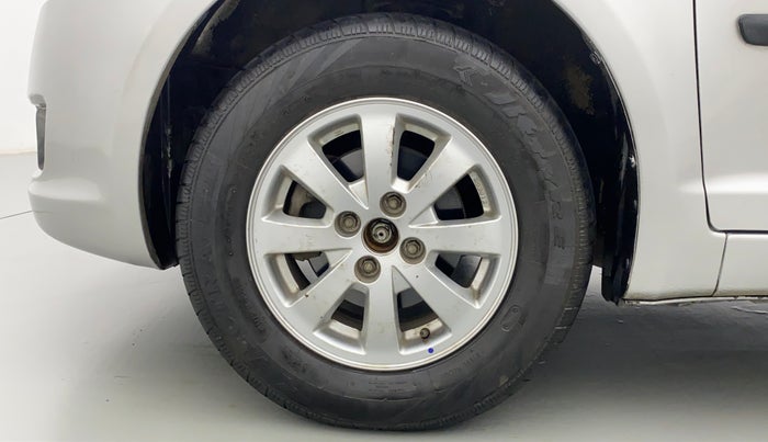 2010 Maruti Swift ZXI D, Petrol, Manual, 39,774 km, Left Front Wheel