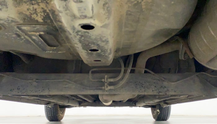 2010 Maruti Swift ZXI D, Petrol, Manual, 39,774 km, Rear Underbody