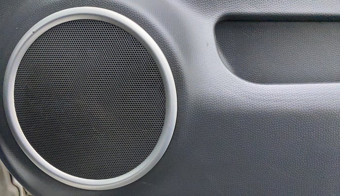 2010 Maruti Swift ZXI D, Petrol, Manual, 39,774 km, Speaker