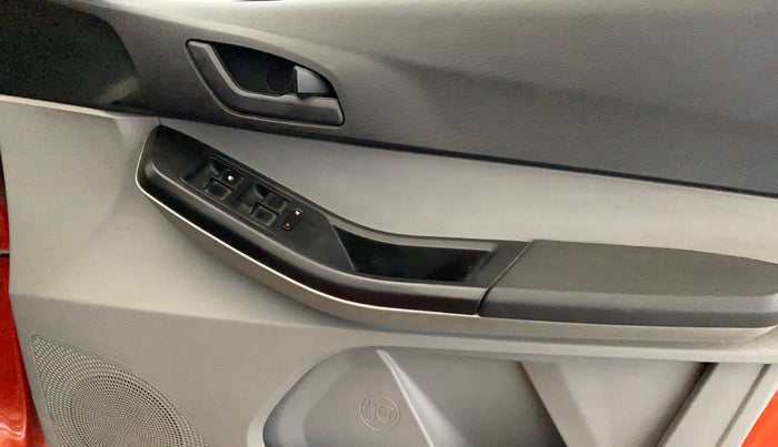 2021 Tata Tiago XZ PETROL, Petrol, Manual, 47,787 km, Driver Side Door Panels Control