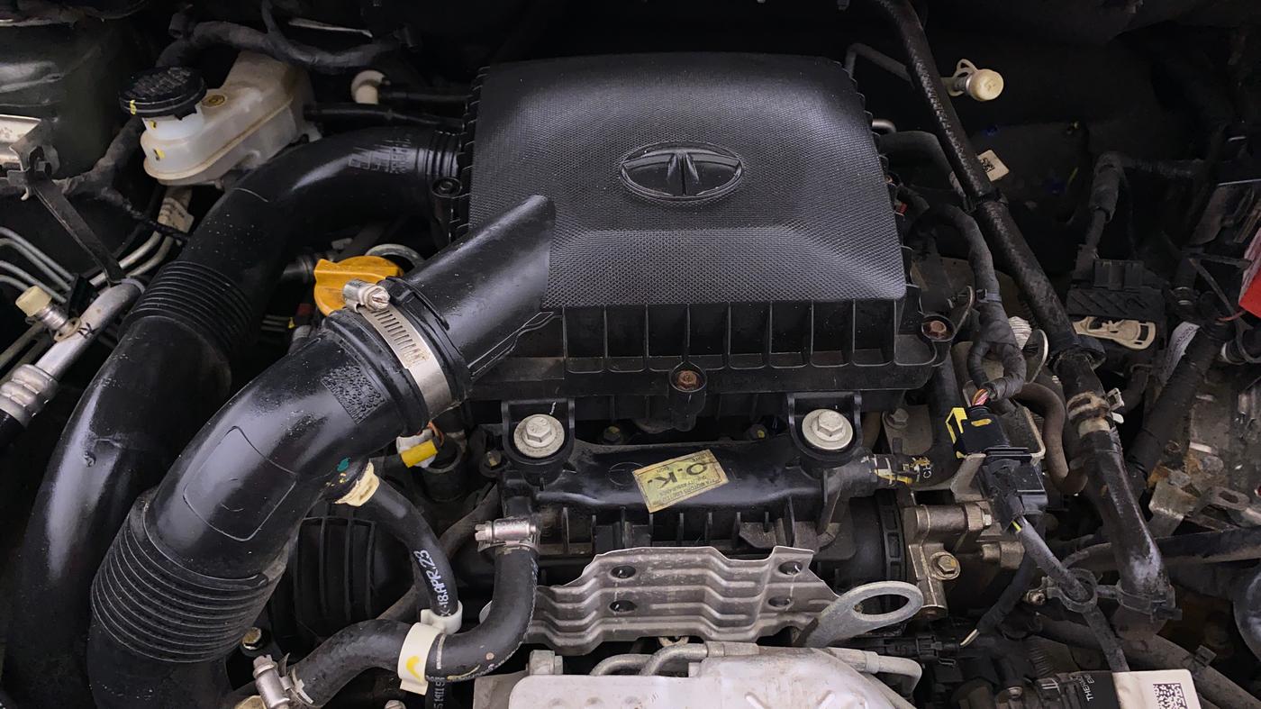 2023 Tata NEXON XM PETROL, Petrol, Manual, 13,117 km, Engine View
