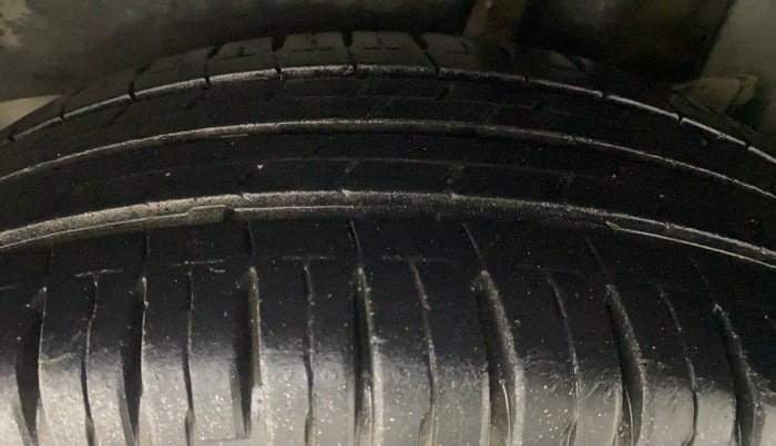 2017 Maruti Dzire ZXI PLUS AMT, Petrol, Automatic, 21,734 km, Left Rear Tyre Tread