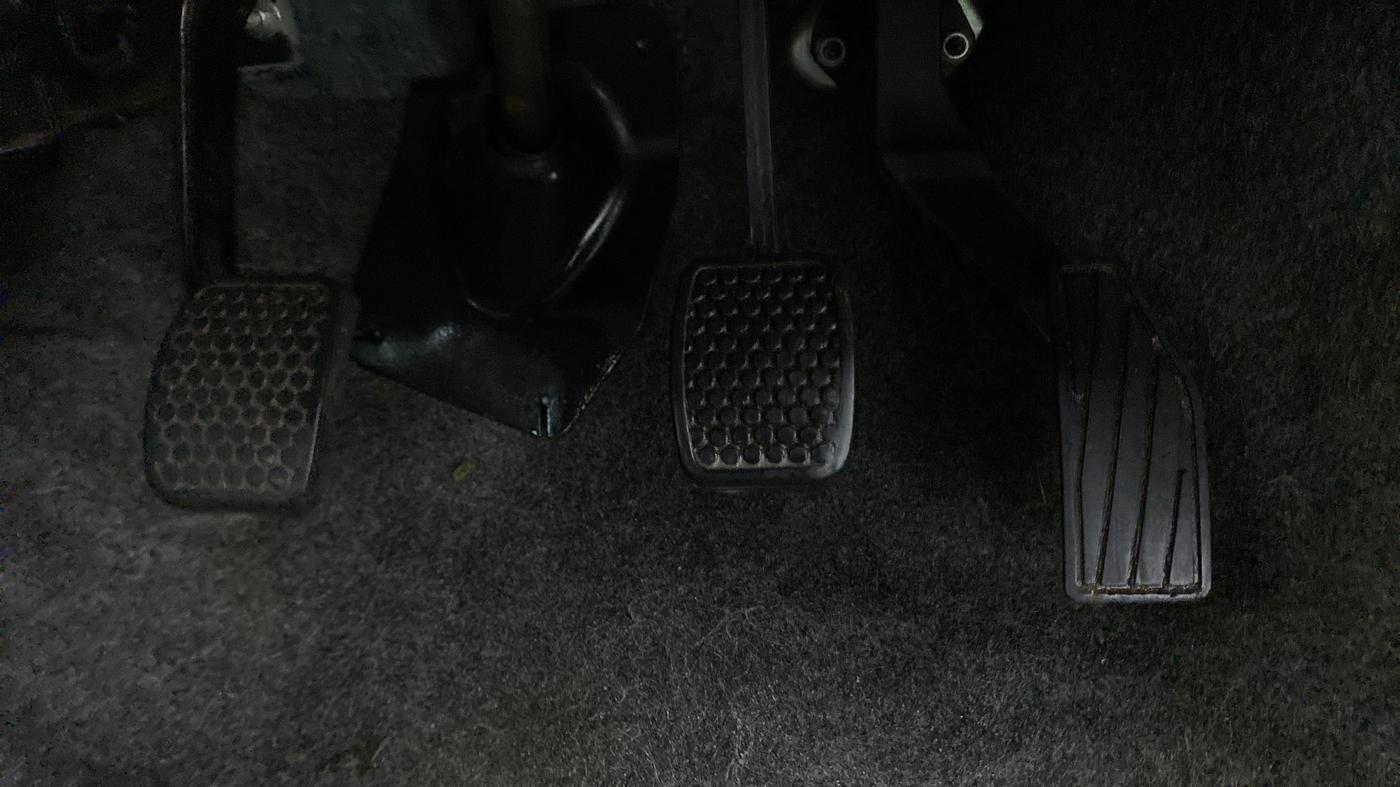 2018 Maruti Alto 800 LXI, Petrol, Manual, 70,180 km, Pedals