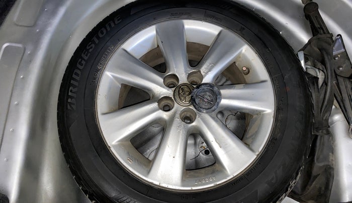 2015 Toyota Corolla Altis G CVT PETROL, Petrol, Automatic, 1,19,580 km, Spare Tyre