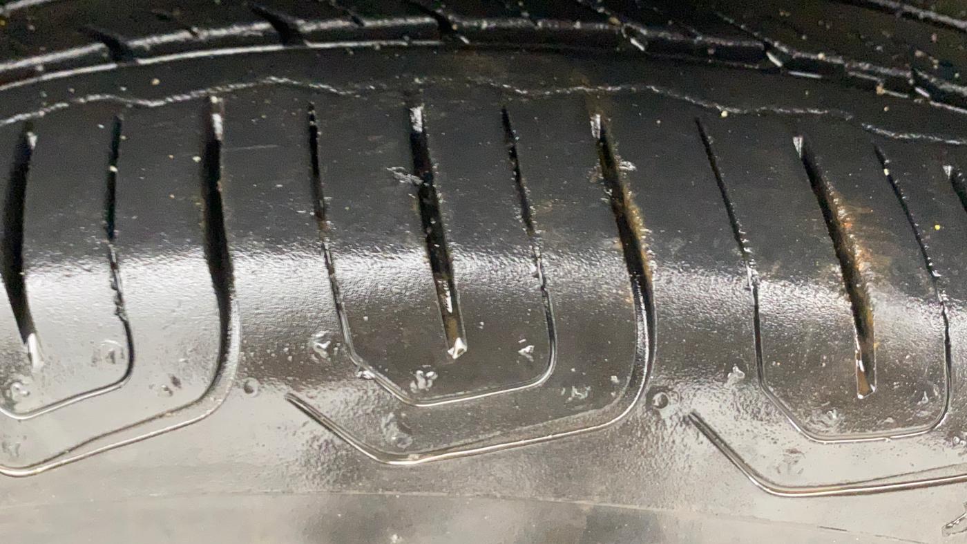 2019 Hyundai VENUE SX 1.0 TURBO, Petrol, Manual, 68,304 km, Right Front Tyre Tread