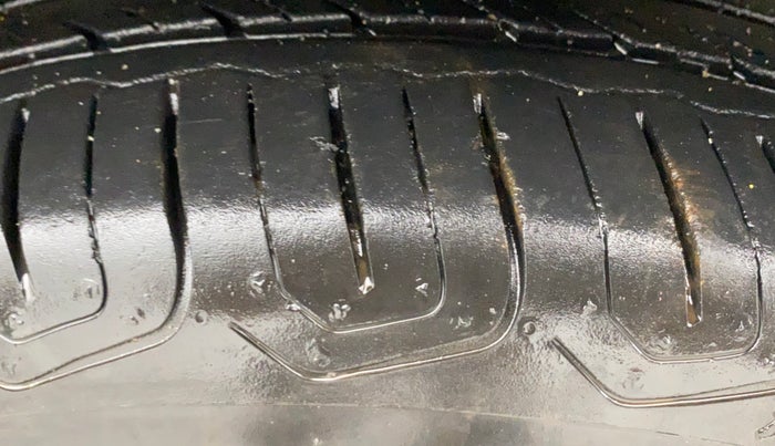 2019 Hyundai VENUE SX 1.0 TURBO, Petrol, Manual, 68,304 km, Right Front Tyre Tread