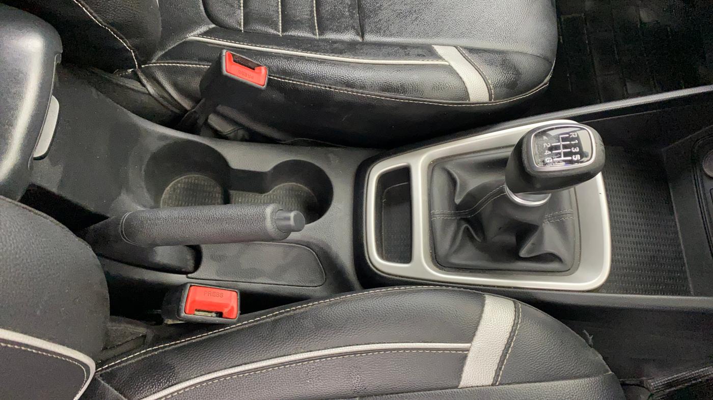 2019 Hyundai VENUE SX 1.0 TURBO, Petrol, Manual, 68,304 km, Gear Lever