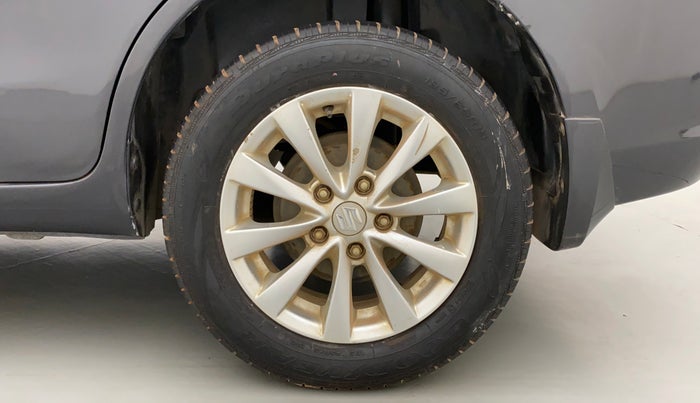 2013 Maruti Ertiga ZXI, Petrol, Manual, 33,001 km, Left Rear Wheel