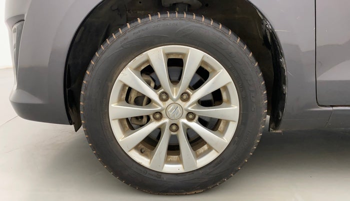2013 Maruti Ertiga ZXI, Petrol, Manual, 33,001 km, Left Front Wheel