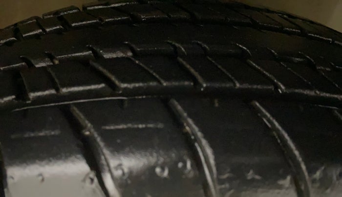 2020 Maruti Celerio ZXI (O), Petrol, Manual, 4,853 km, Right Front Tyre Tread