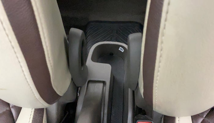 2013 Hyundai i10 MAGNA 1.2, Petrol, Manual, 35,056 km, Driver Side Adjustment Panel