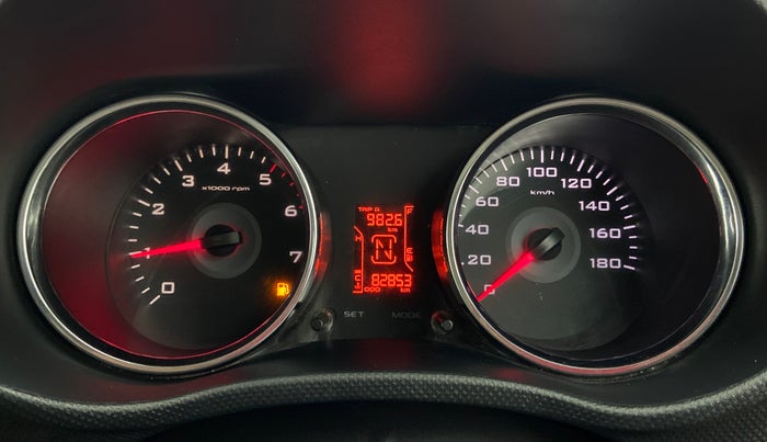 2016 Mahindra TUV300 T8, Diesel, Manual, 82,672 km, Odometer Image