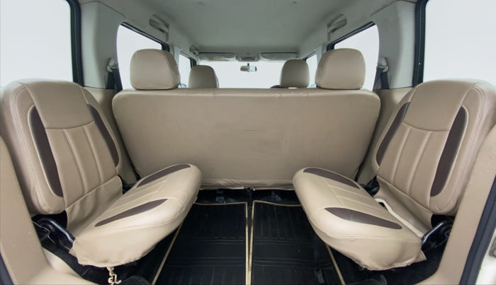 2016 Mahindra TUV300 T8, Diesel, Manual, 82,672 km, Third Seat Row ( optional )