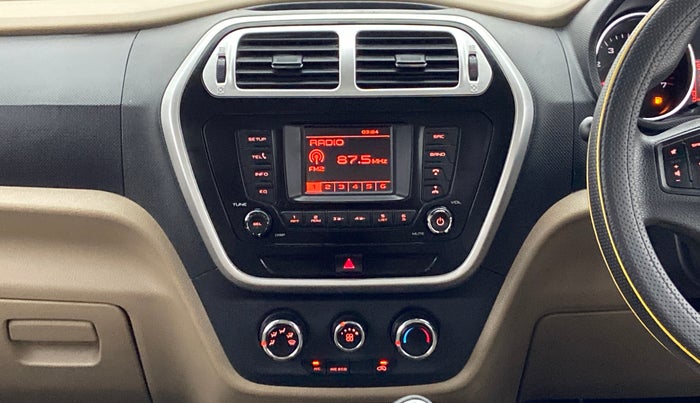 2016 Mahindra TUV300 T8, Diesel, Manual, 82,672 km, Air Conditioner